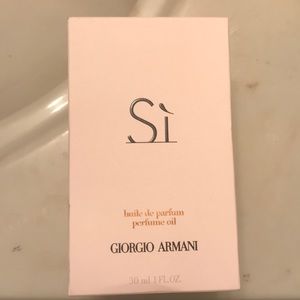 Giorgio Armani Si purfume oil